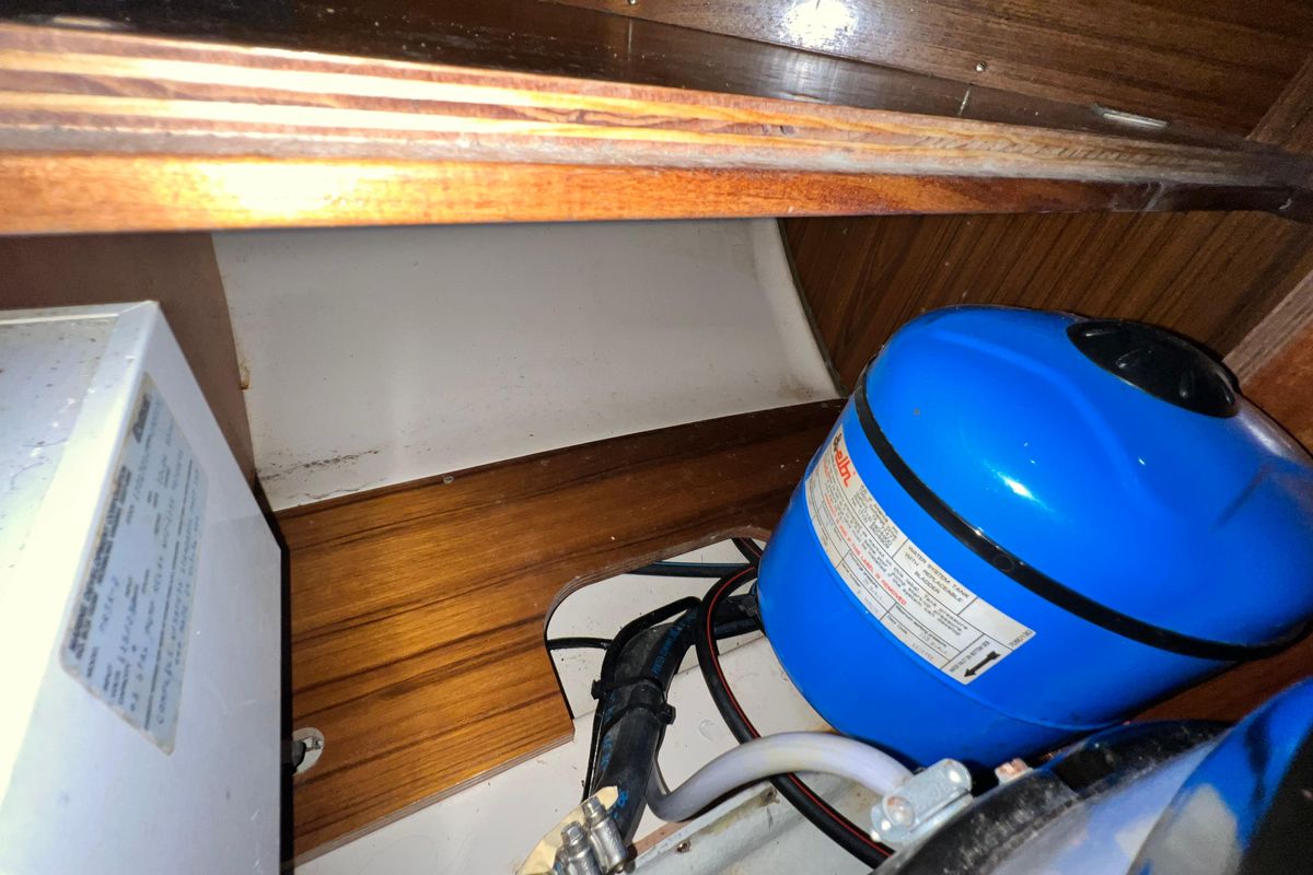 1993 Beneteau Oceanis 440 Boats