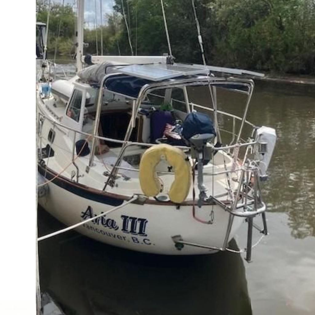 1989 Pacific Seacraft 37
