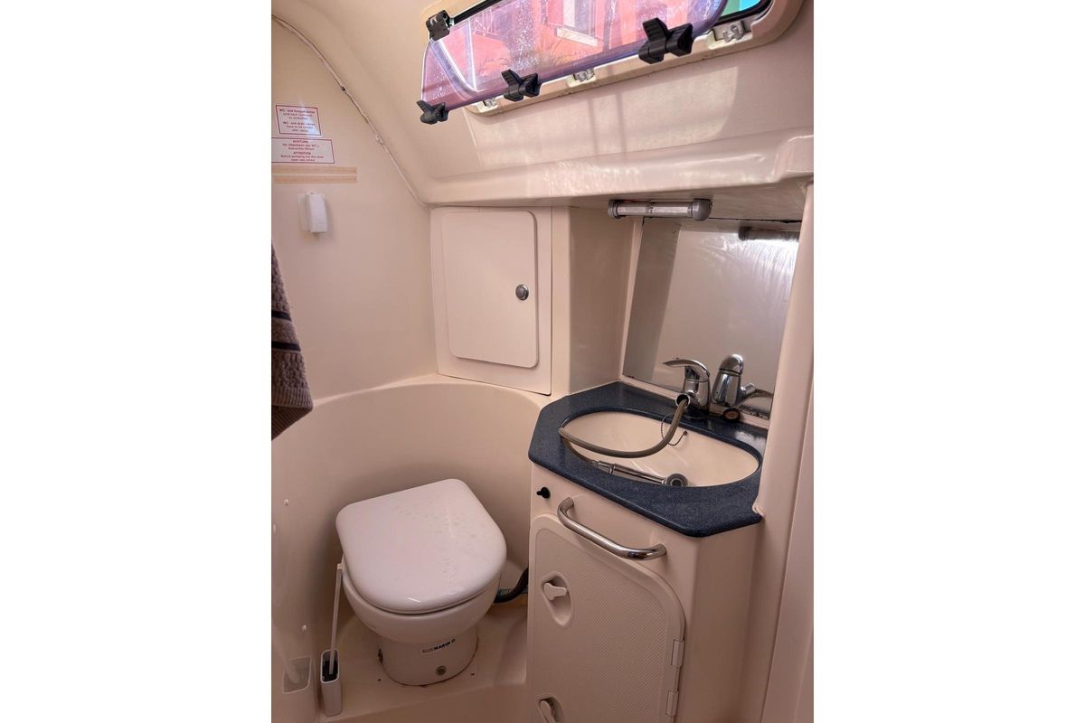 2003 Bavaria Cruiser 38
