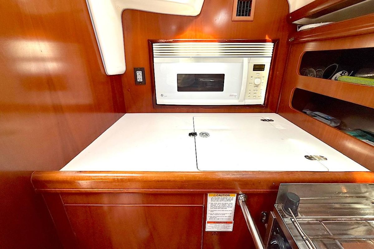 2003 Beneteau 393