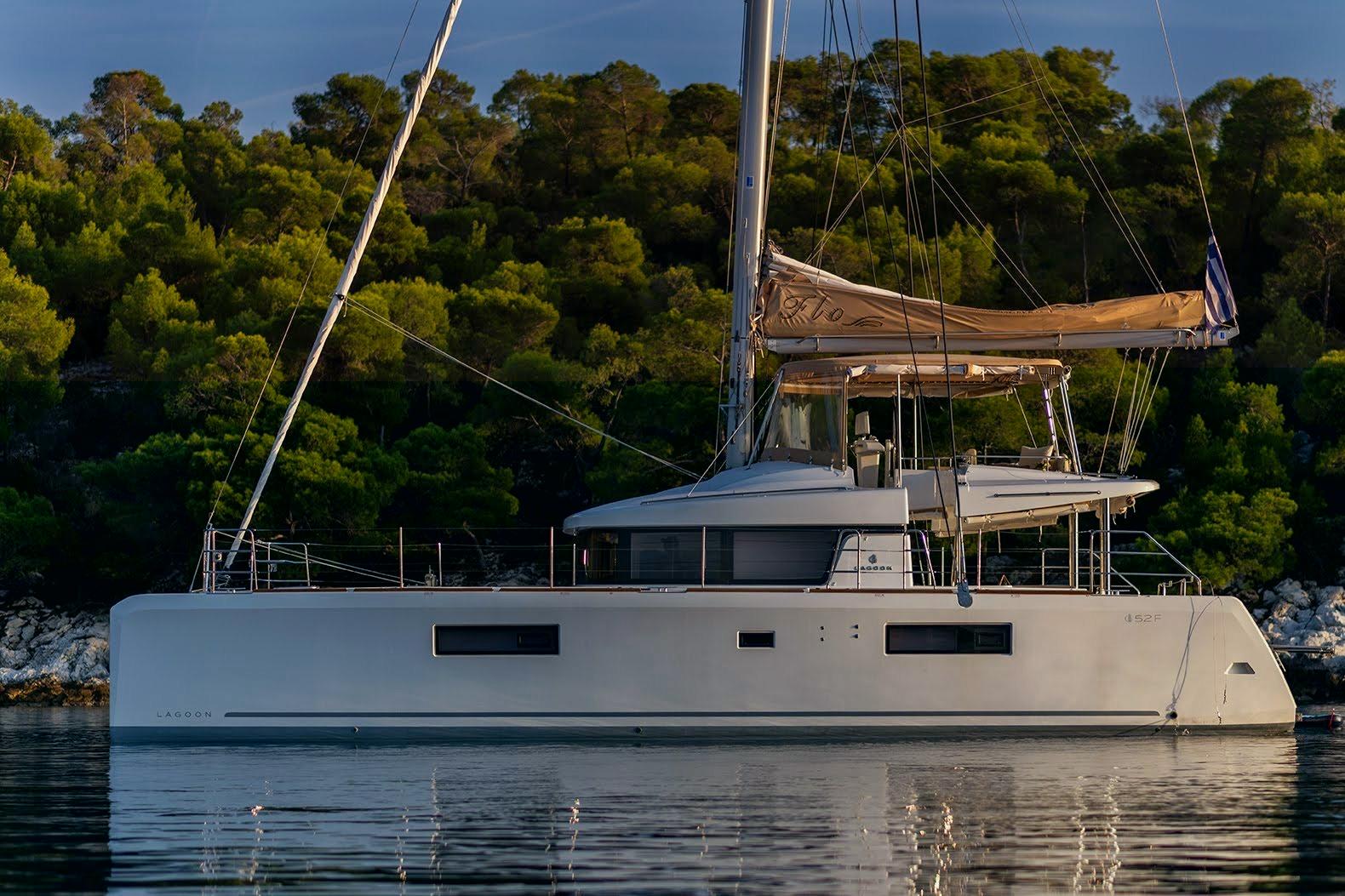 2014 Lagoon 52 F Boats