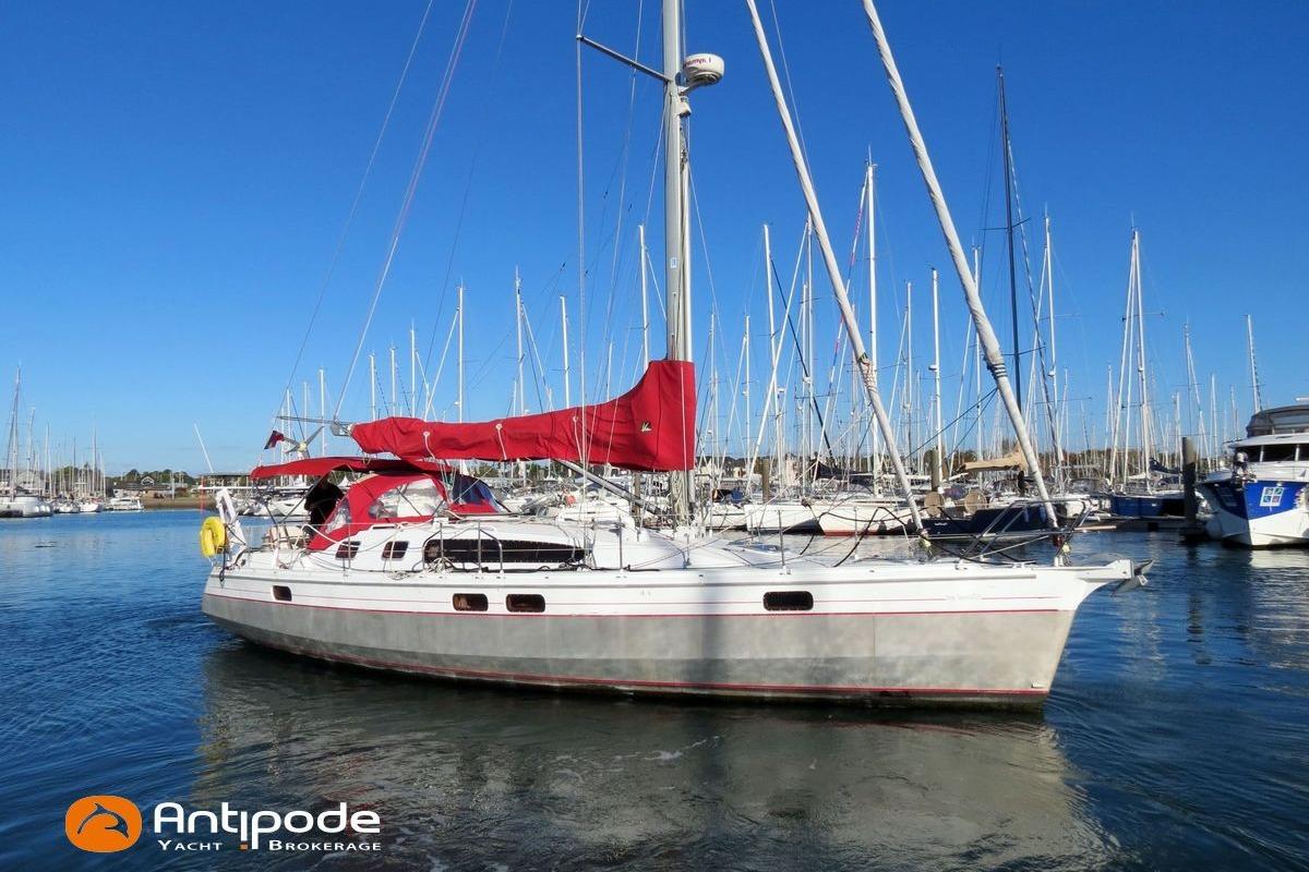 2009 Alubat Ovni 395 for sale in Lavreotiki, Greece