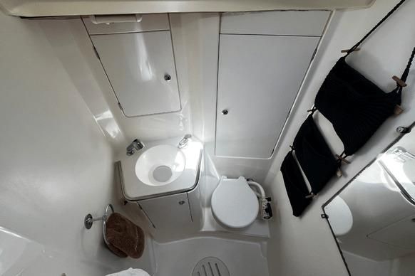 1999 Jeanneau Sun Odyssey 40