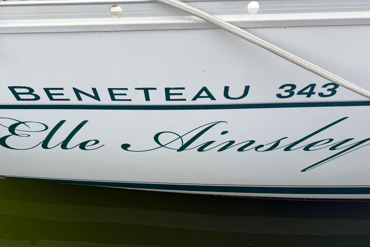 2008 Beneteau Oceanis 343