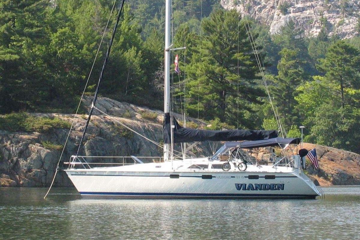 1992 Hunter Legend 37.5