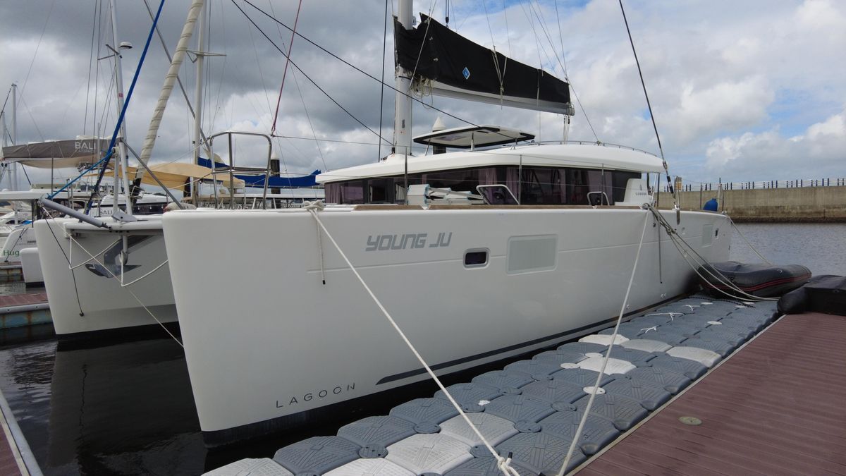 2019 Lagoon 450 S