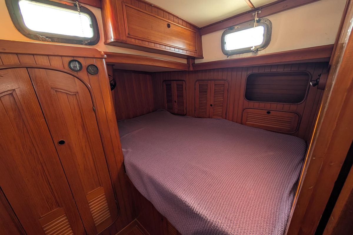 1981 Mason 43