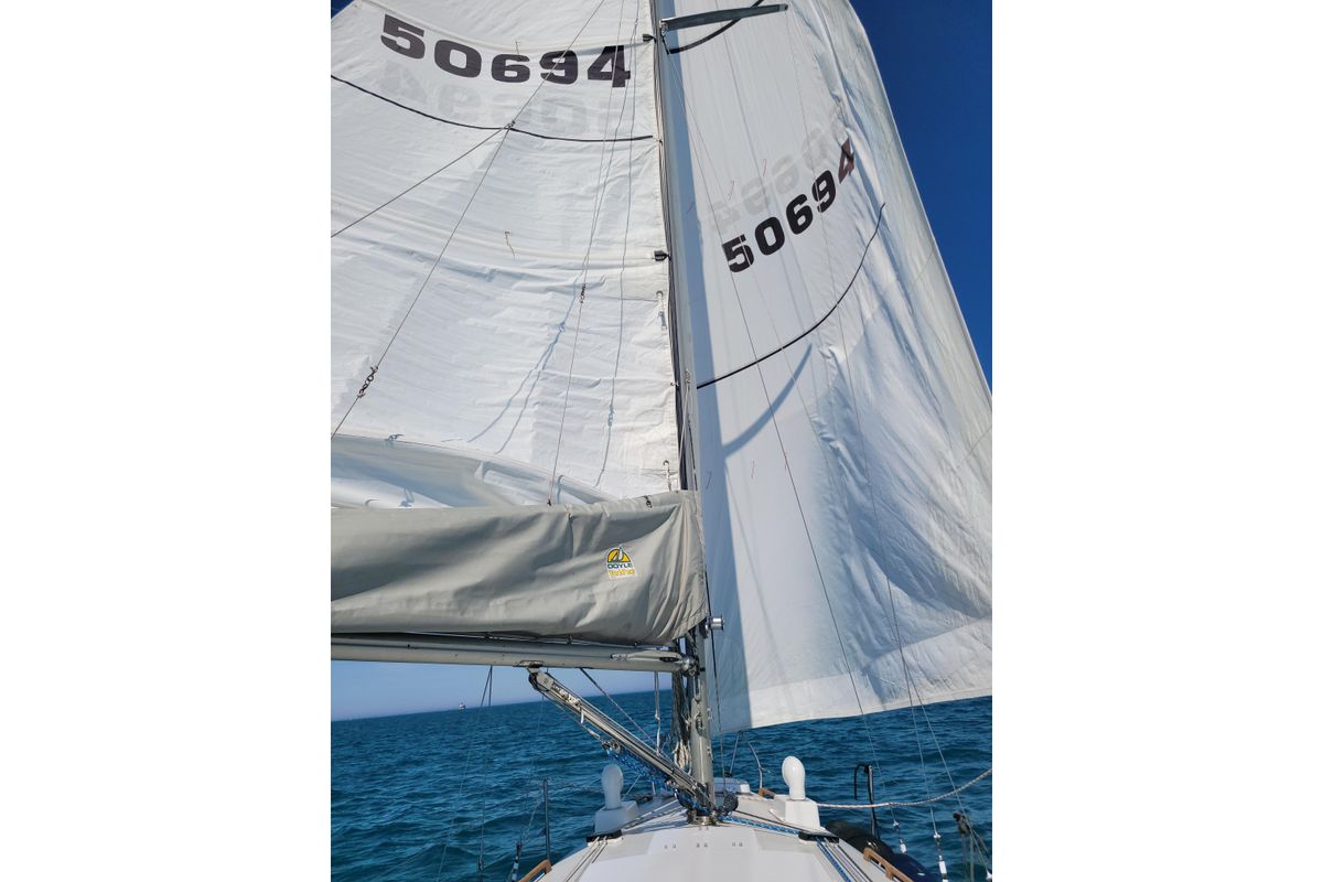1971 Pearson 33