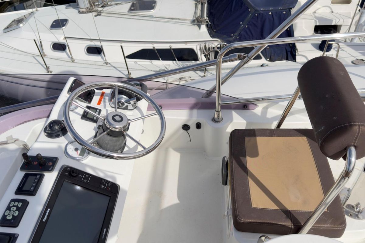 2016 Beneteau Swift Trawler 30