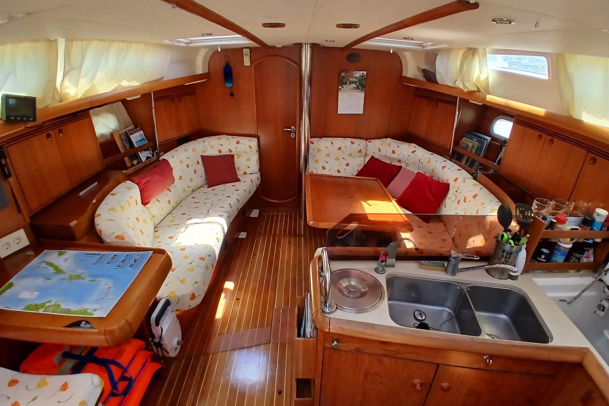 2004 Jeanneau Sun Odyssey 40