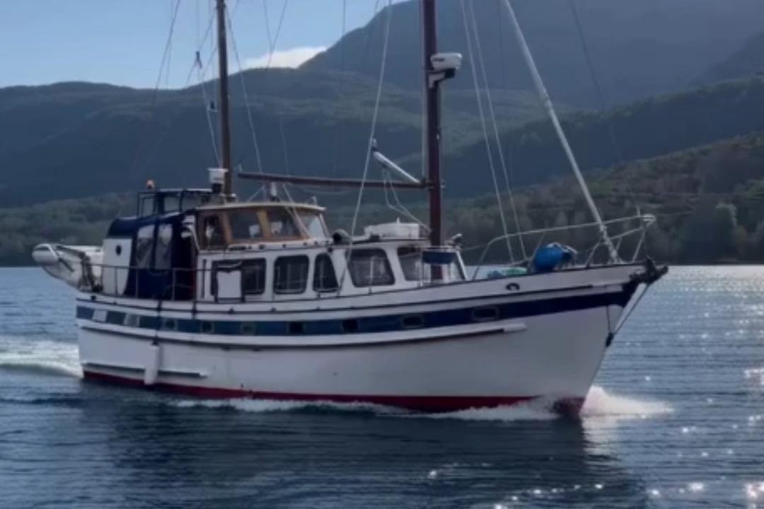 1980 Island Trader 46
