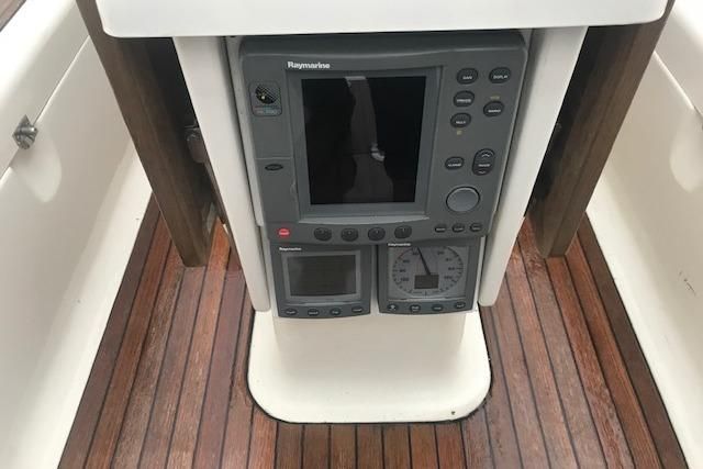 2004 Bavaria Cruiser 42