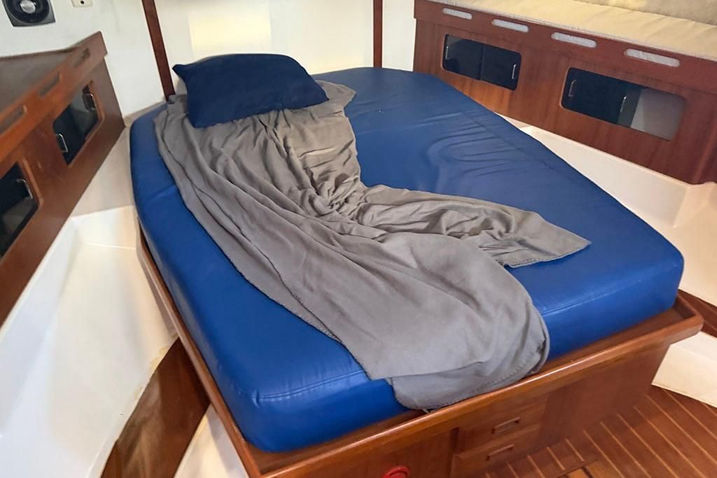 1987 Marlow-Hunter Legend 40-1