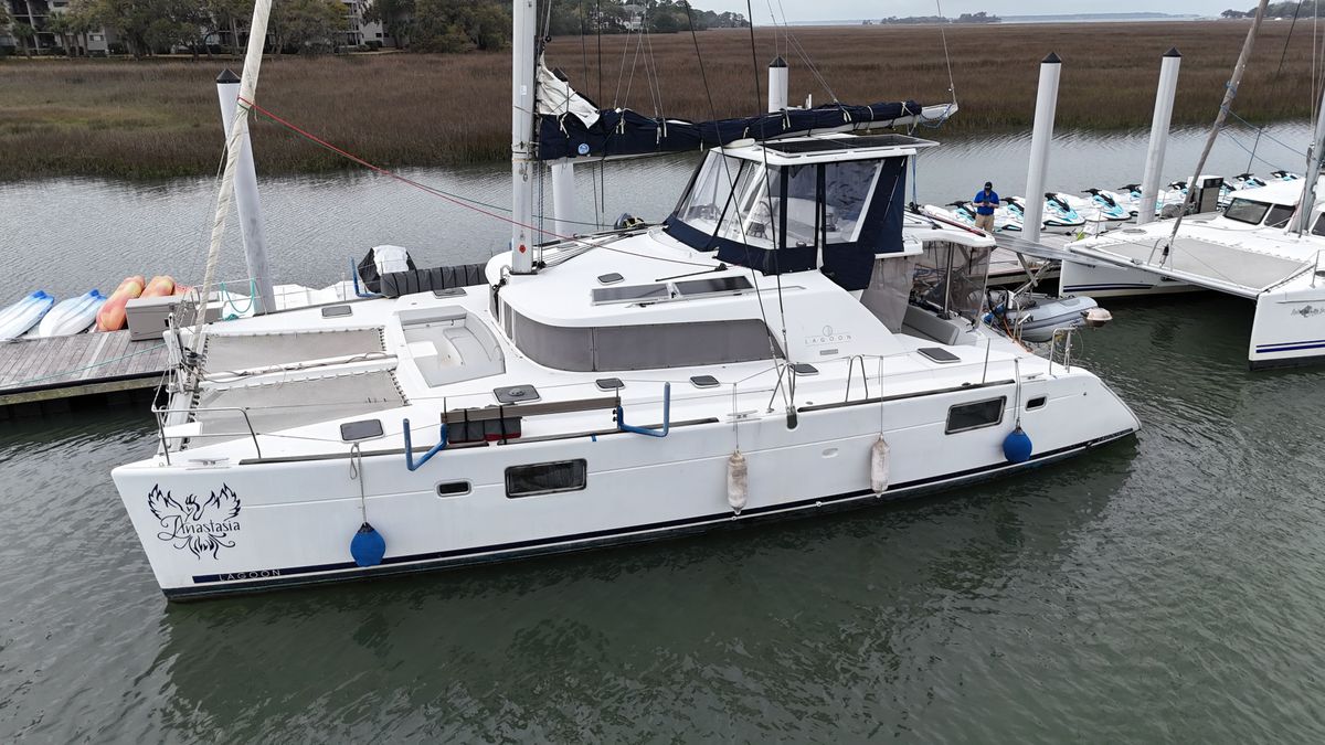 2007 Lagoon 440