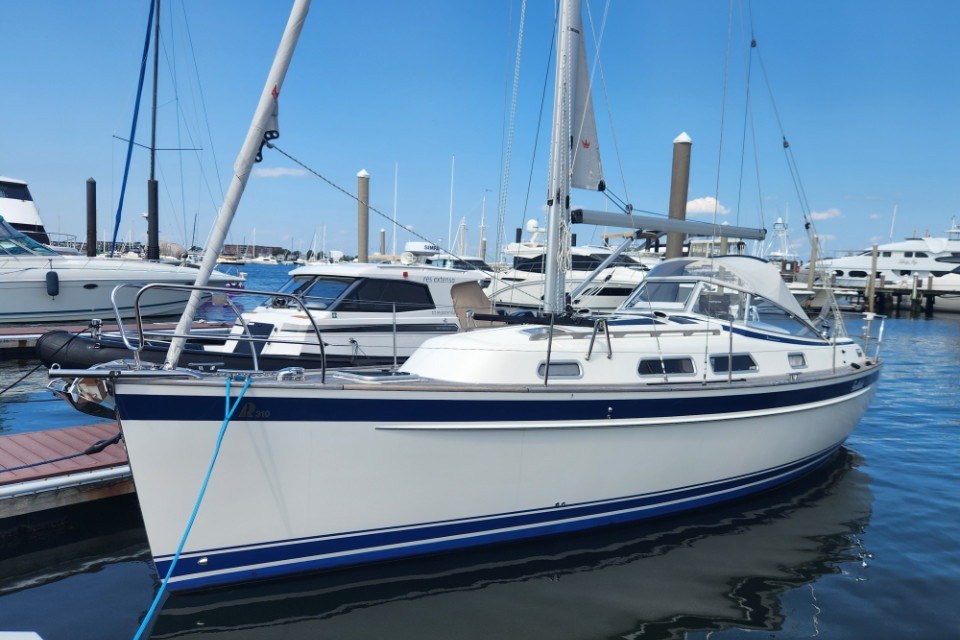 2022 Hallberg-Rassy 310 for sale in Newport, Rhode Island