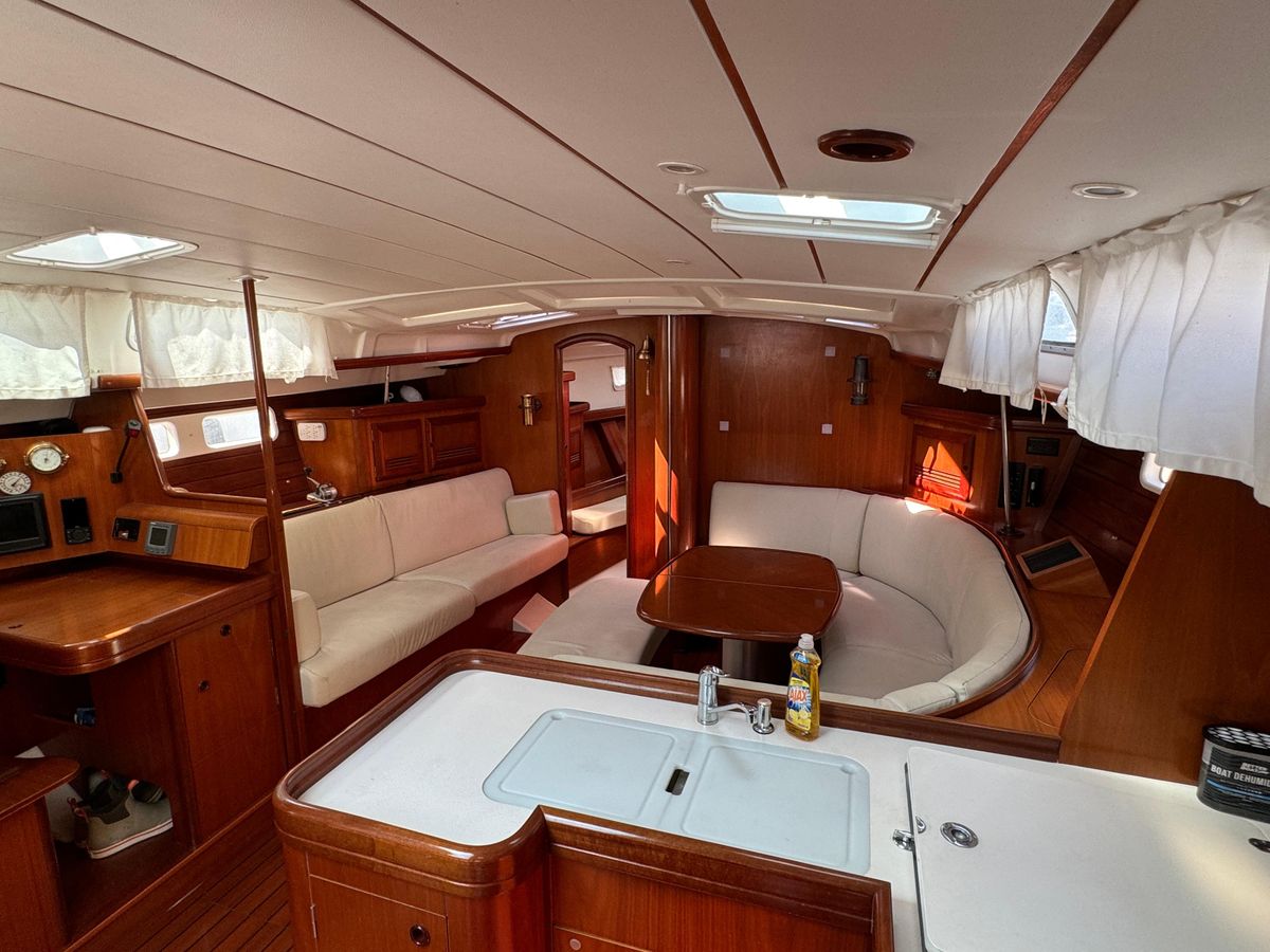 2001 Beneteau 473