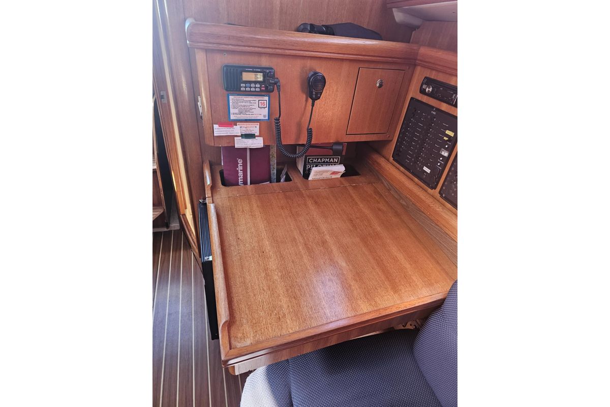 2006 Hunter 36