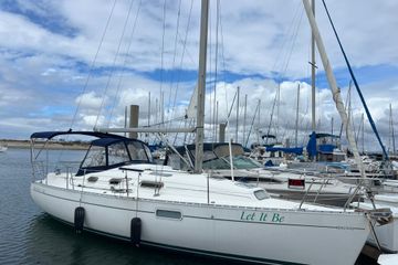 1997 Beneteau Oceanis 321 Boats