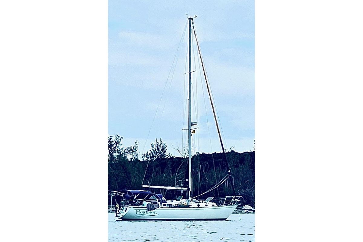 1986 Sabre 38