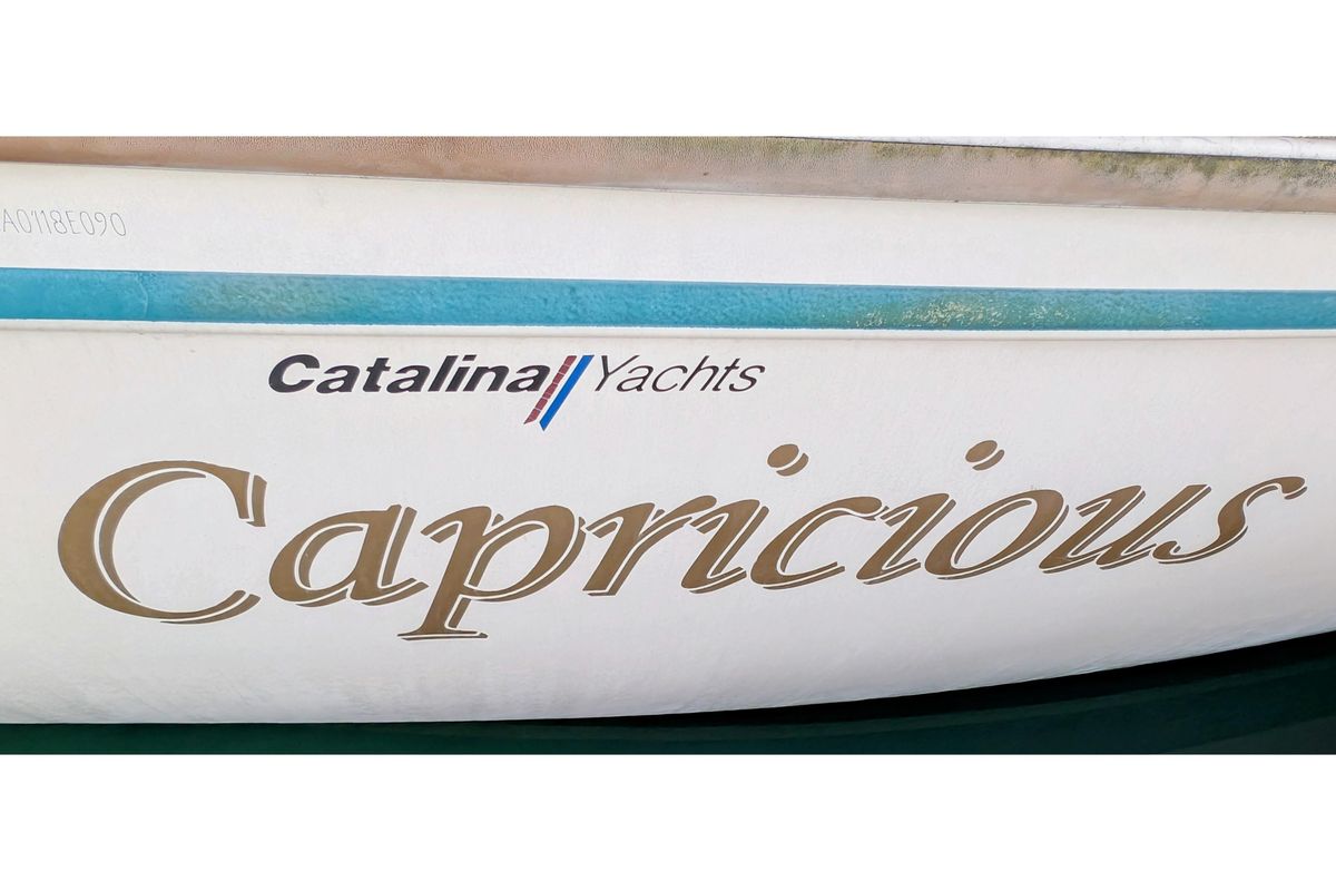 1990 Catalina Capri 26