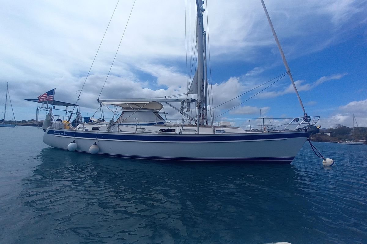 2004 Hallberg-Rassy 43