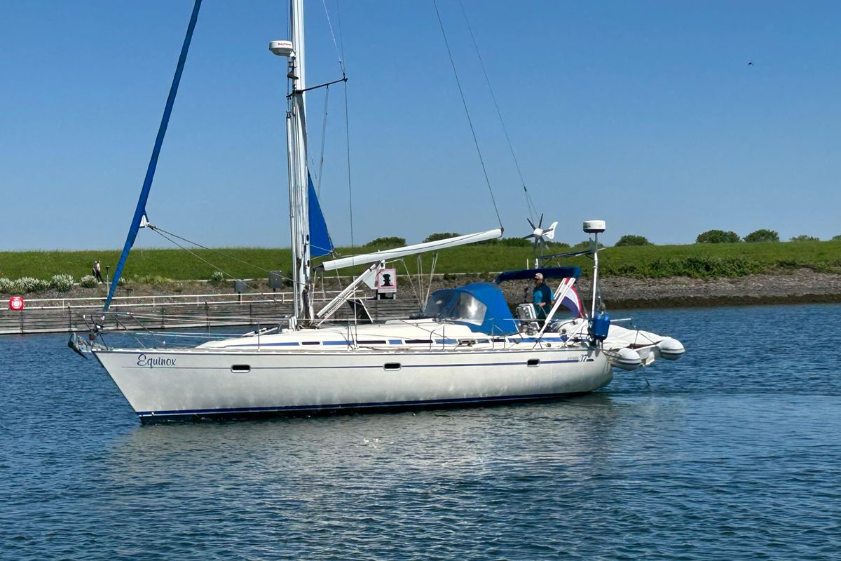 1995 Bavaria 37
