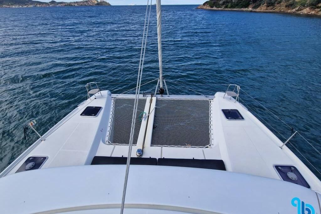 2020 Lagoon 42