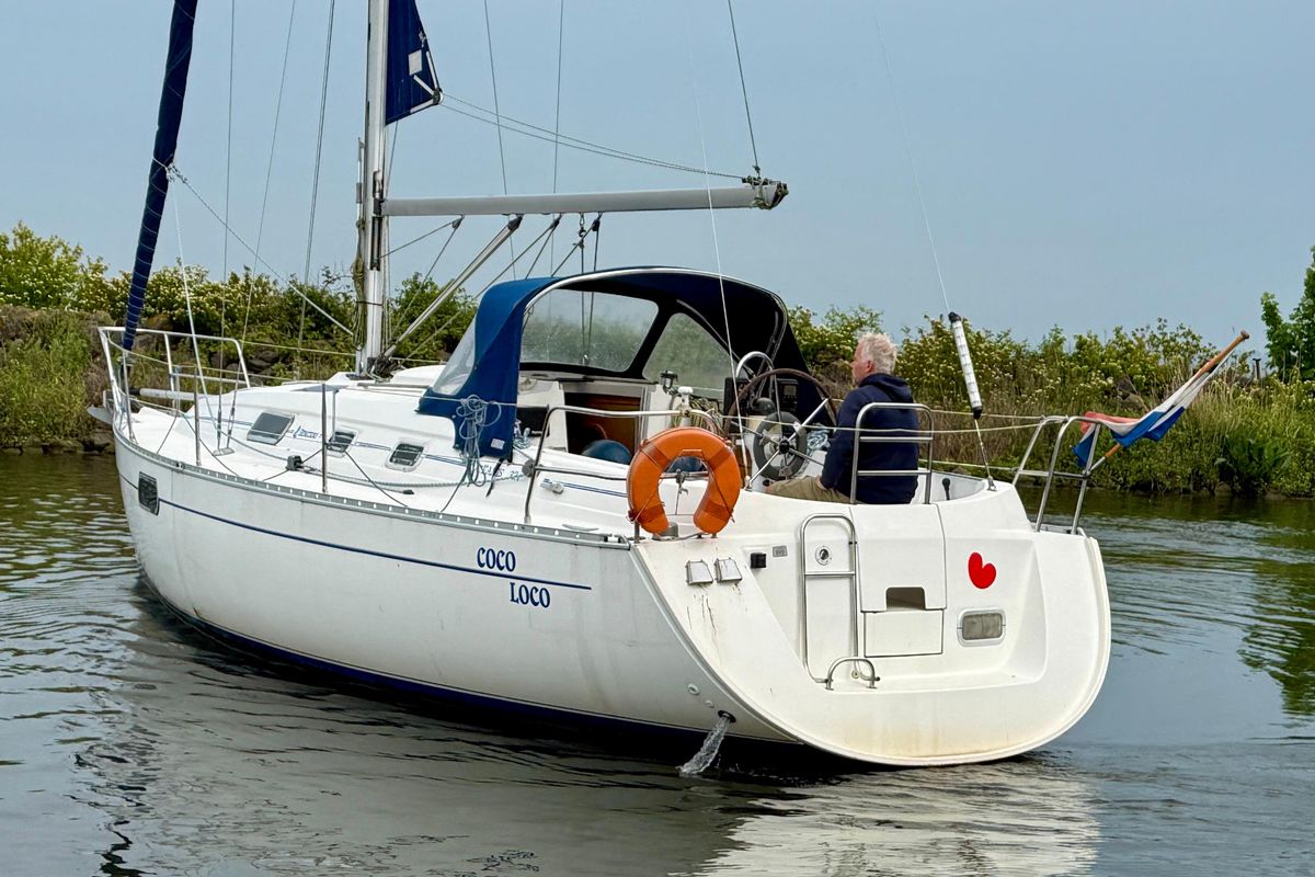 1994 Beneteau Oceanis 321