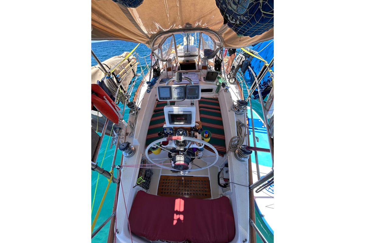 1983 Tartan 42