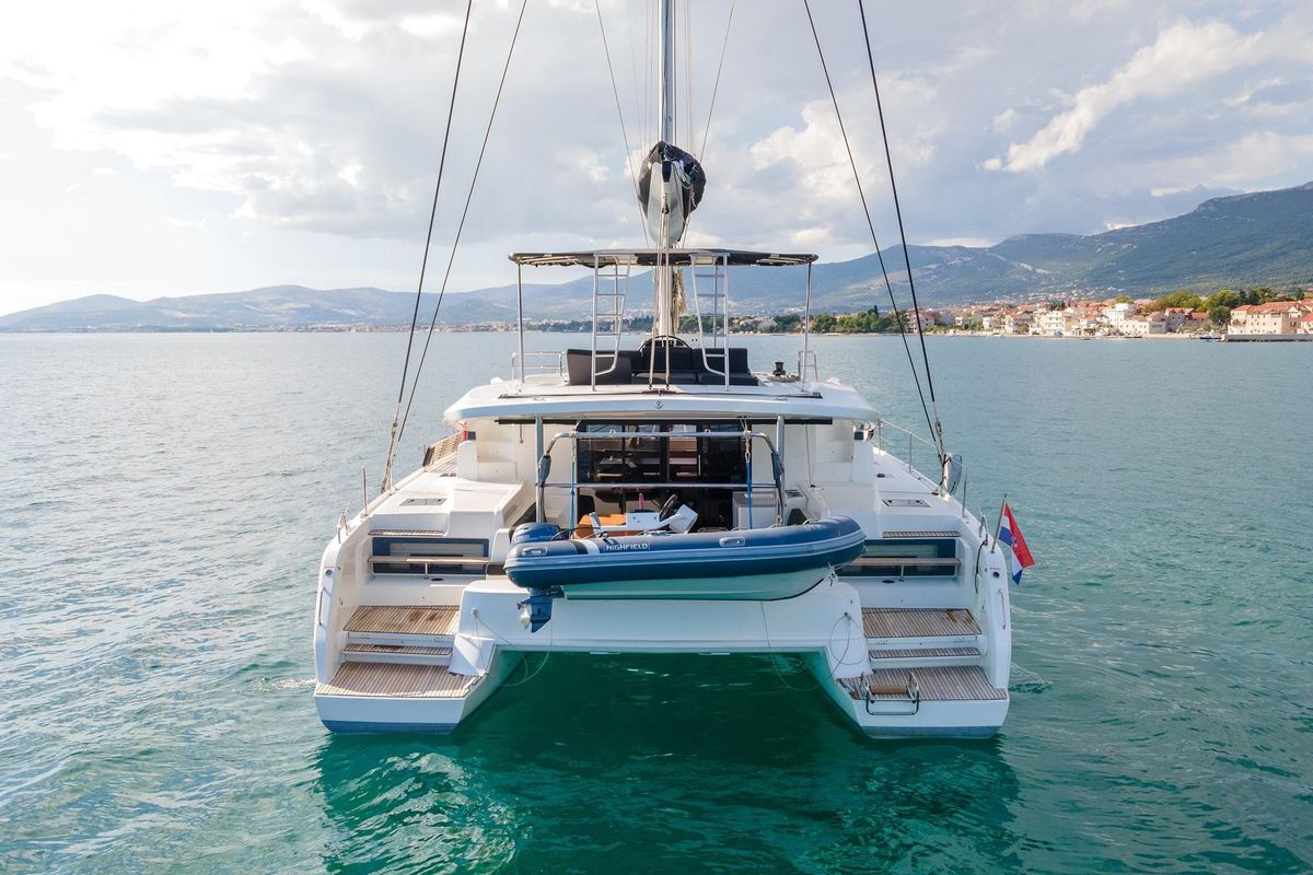 2019 Lagoon 50