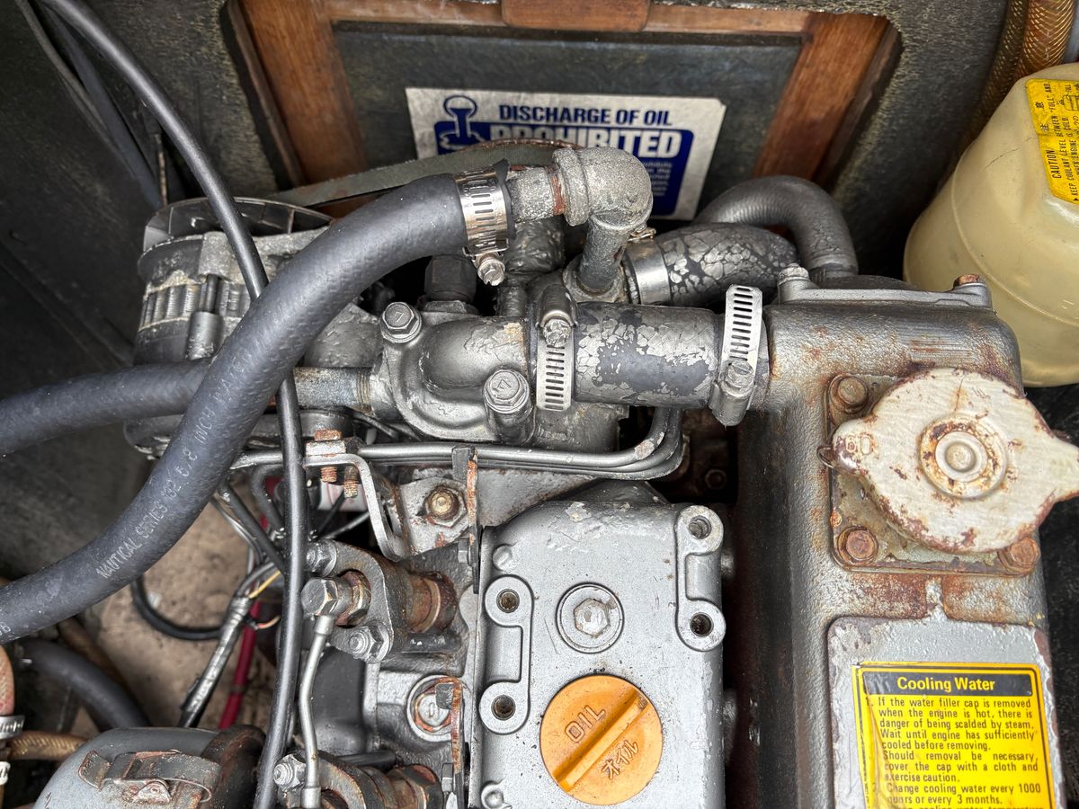 1988 Island Packet Ip31 for sale in Pentwater, Michigan 31 ft