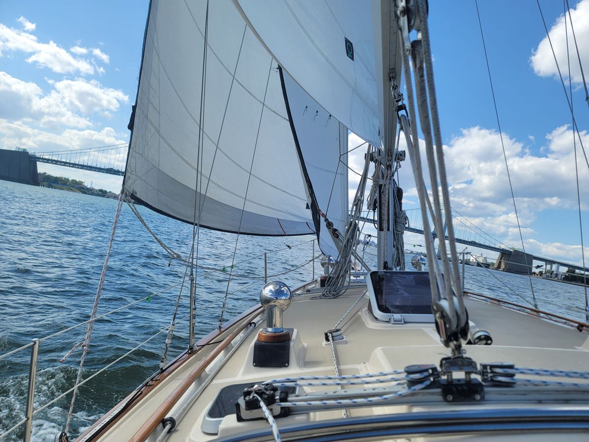 1989 Island Packet 38