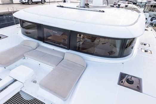 2022 Lagoon 46