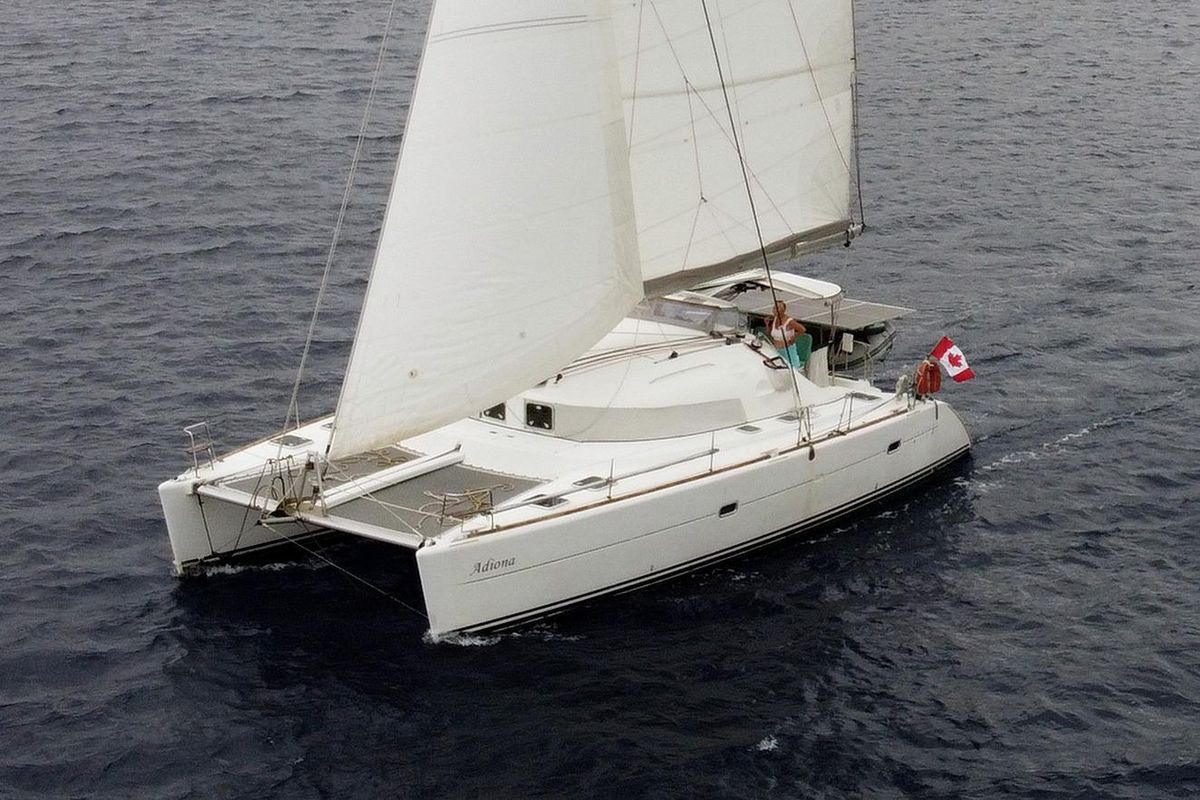 2003 Lagoon 410 S2