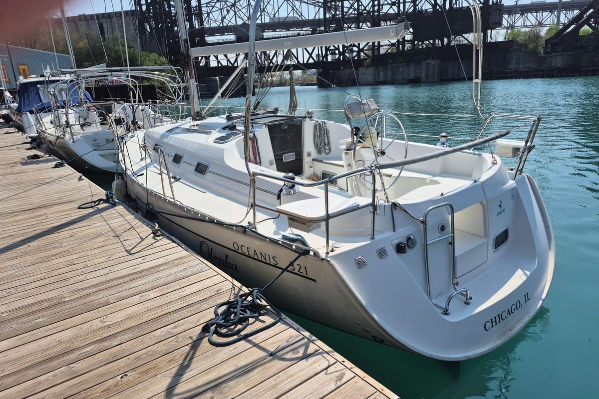 1997 Beneteau Oceanis 321 Boats