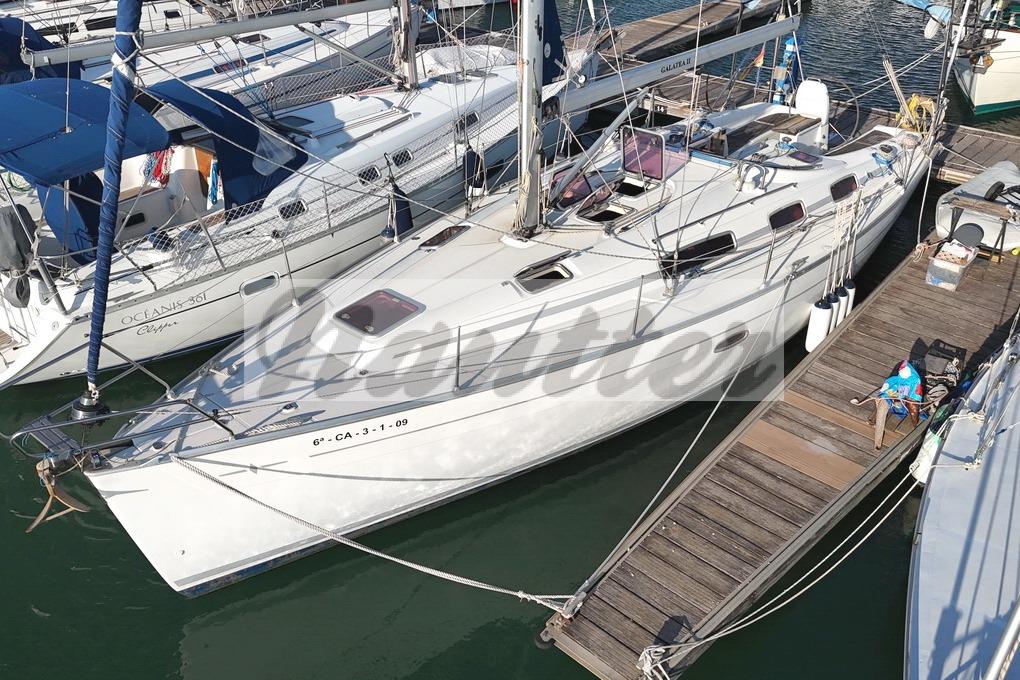 2009 Bavaria Cruiser 38