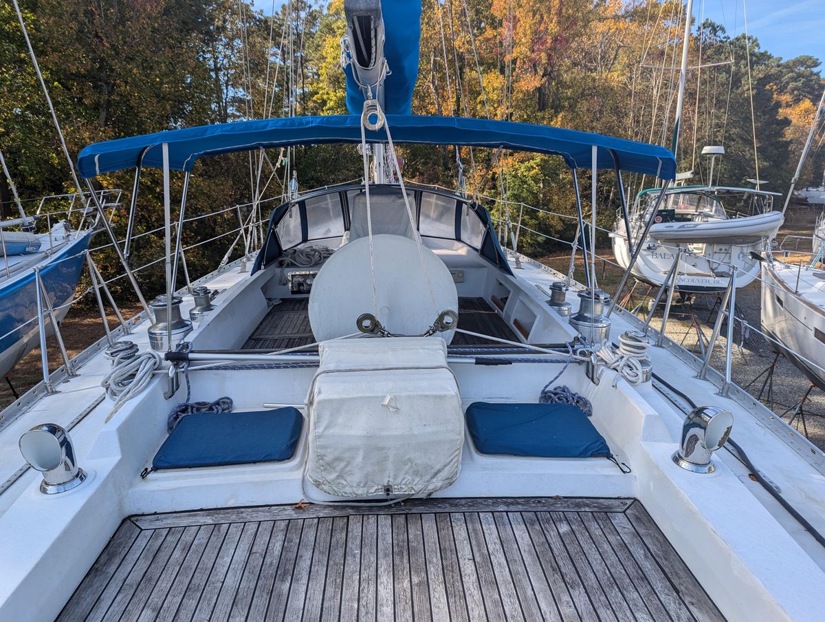 1989 Tayana 55