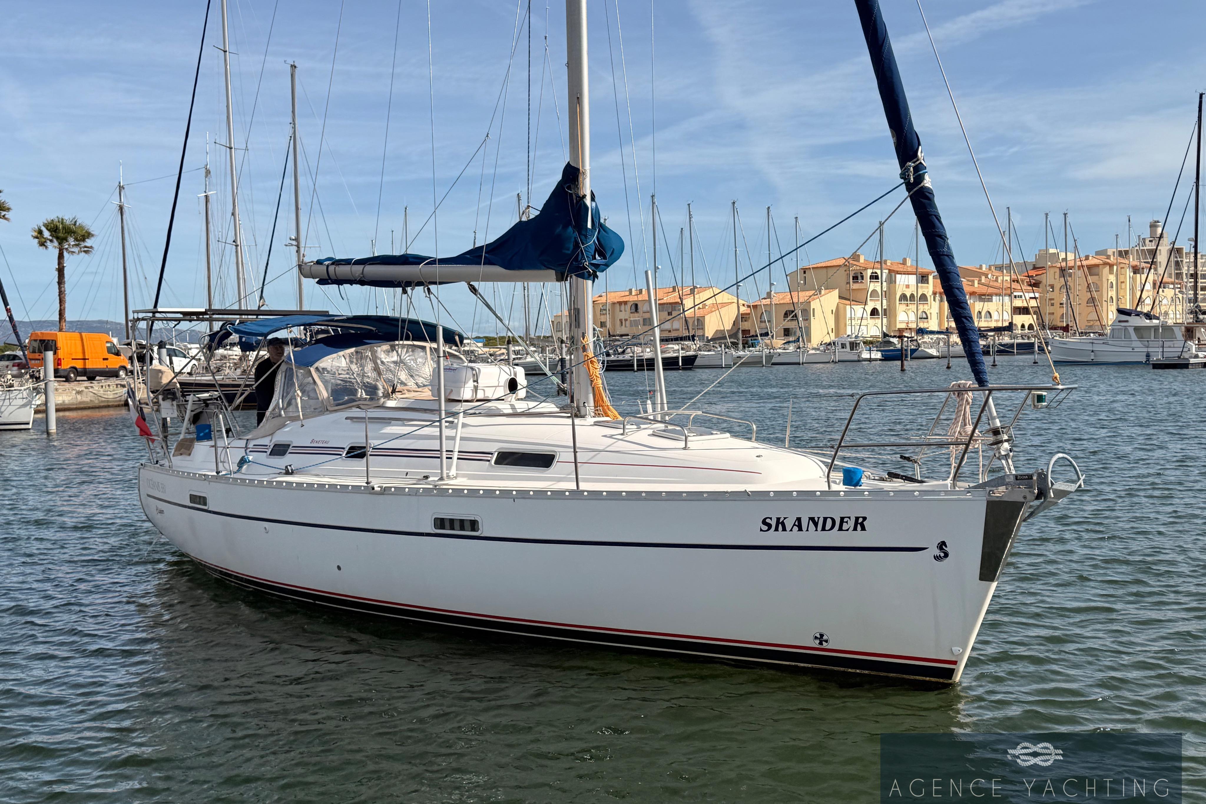 2003 Beneteau Oceanis Clipper 331 for sale in Canet-en-Roussillon, Pyrénées-Orientales, France