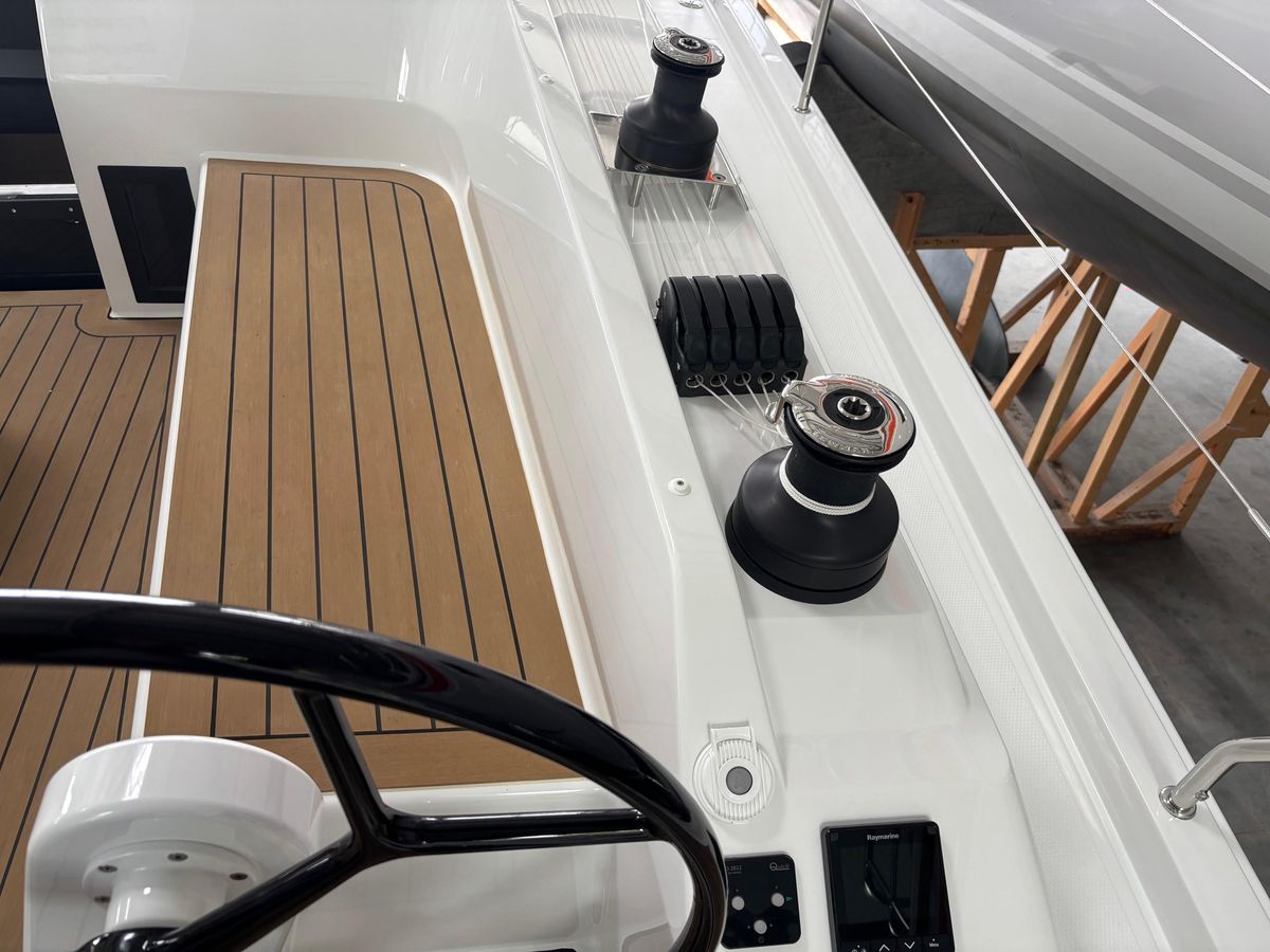 2025 Hanse 360