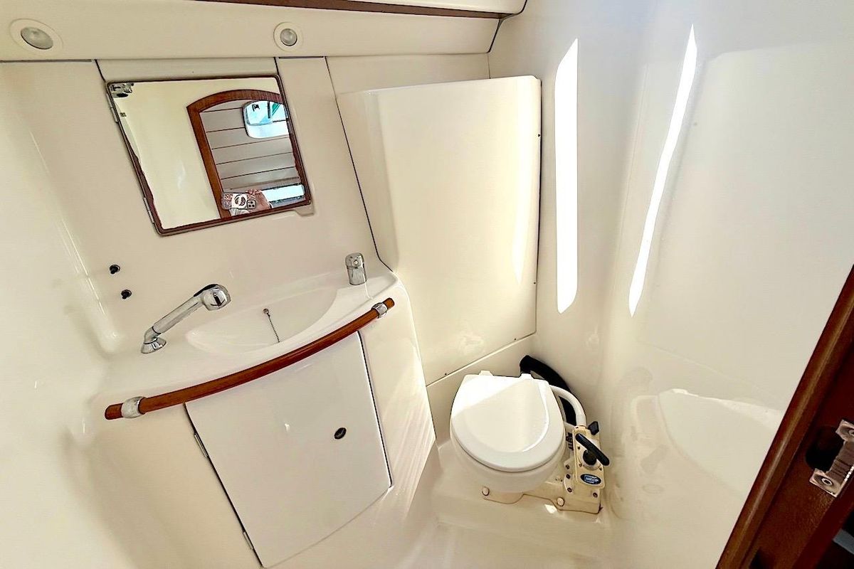 2003 Beneteau 393