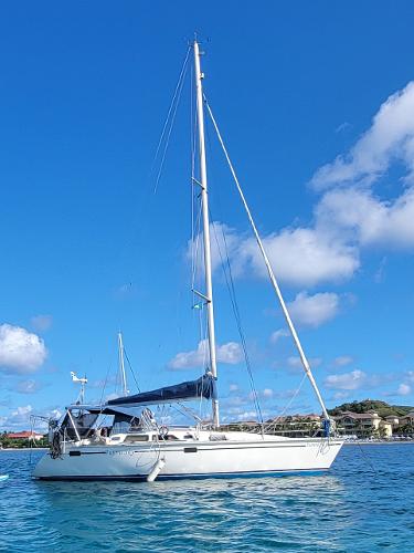 1992 Hunter Legend 375 Boats