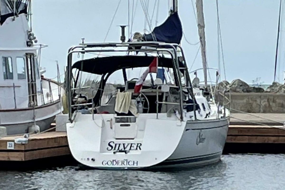 2000 Saga 35