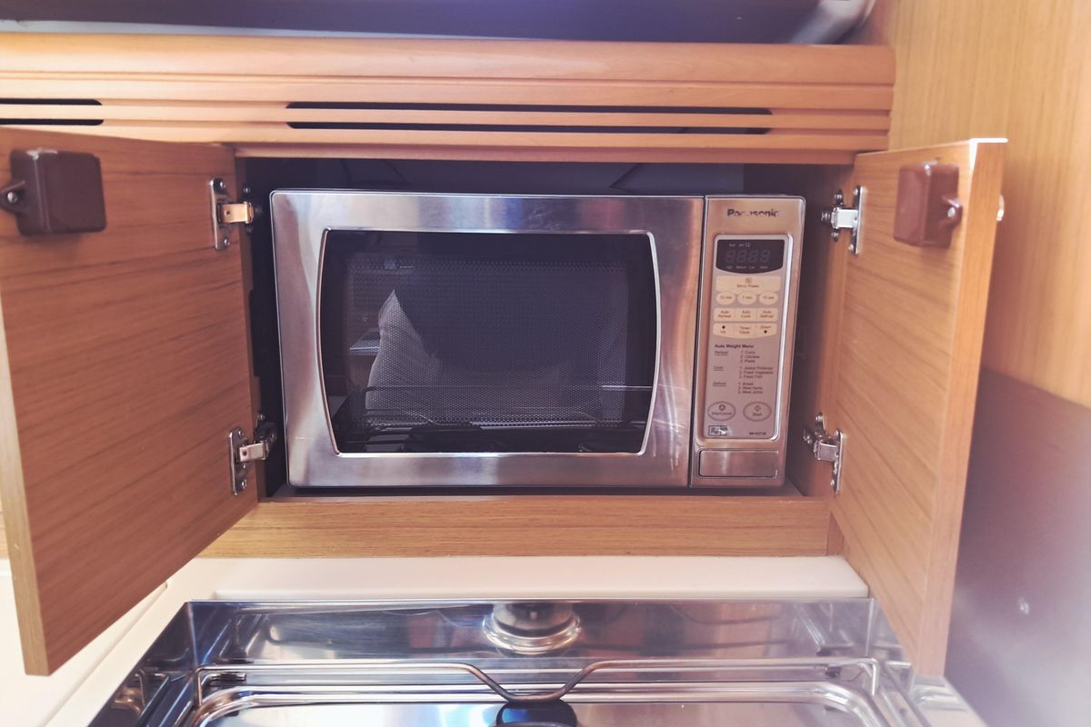 2009 Jeanneau Sun Odyssey 42 DS