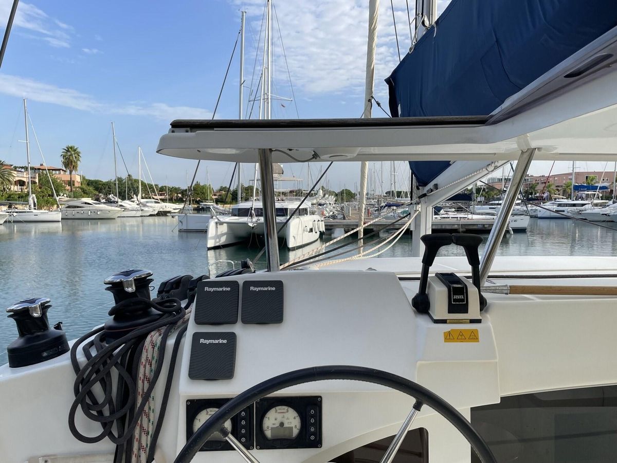 2013 Lagoon 380