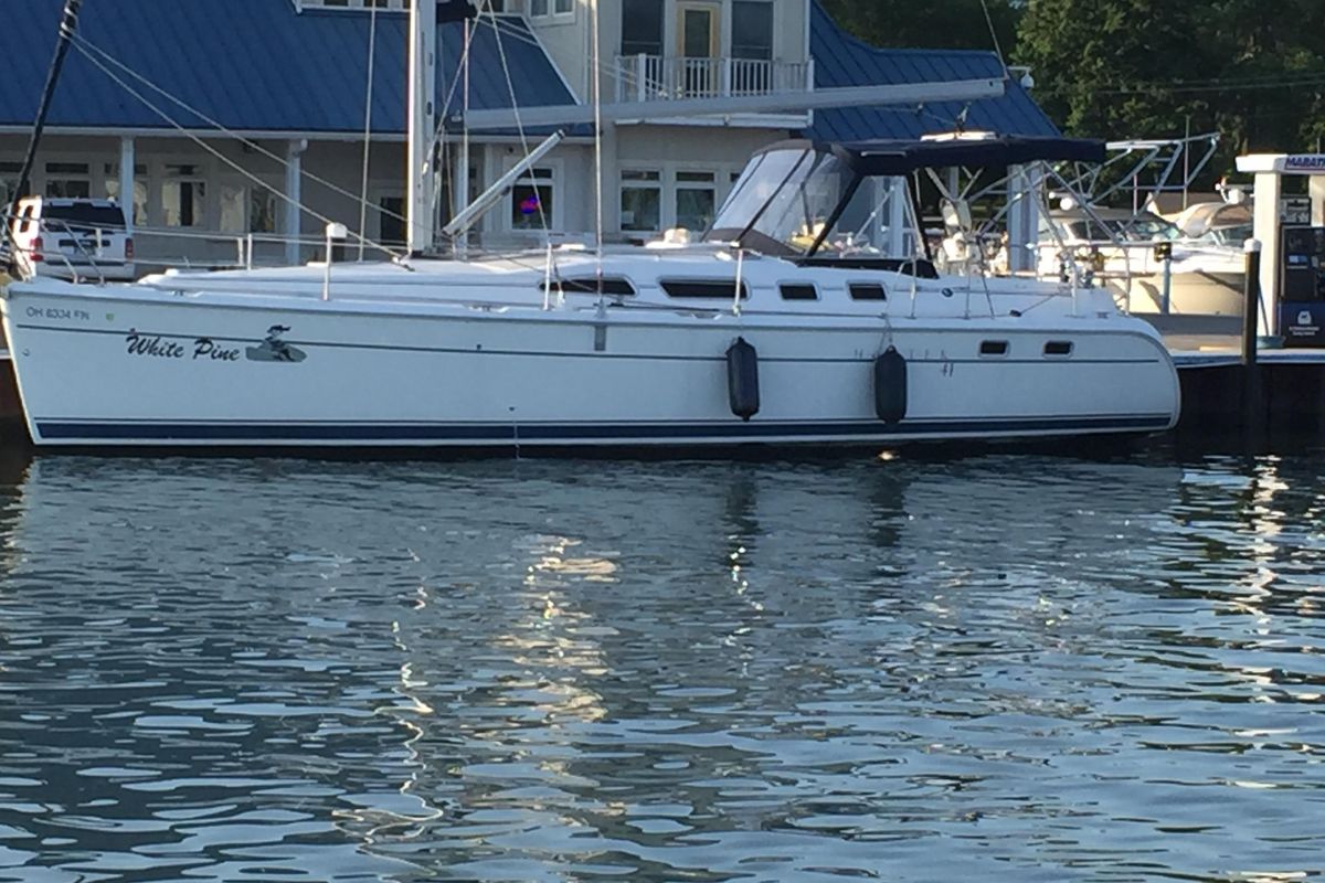 2005 Hunter 41
