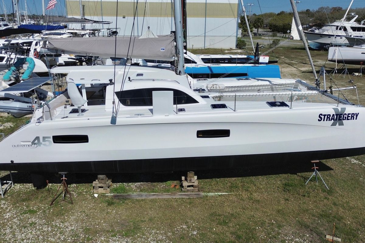 2014 Outremer 45