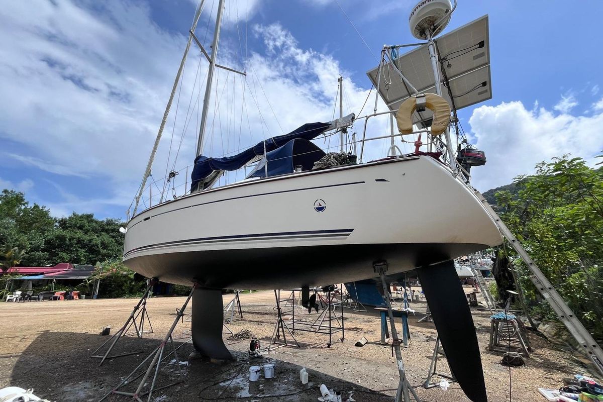 2006 Dufour 40 Performance