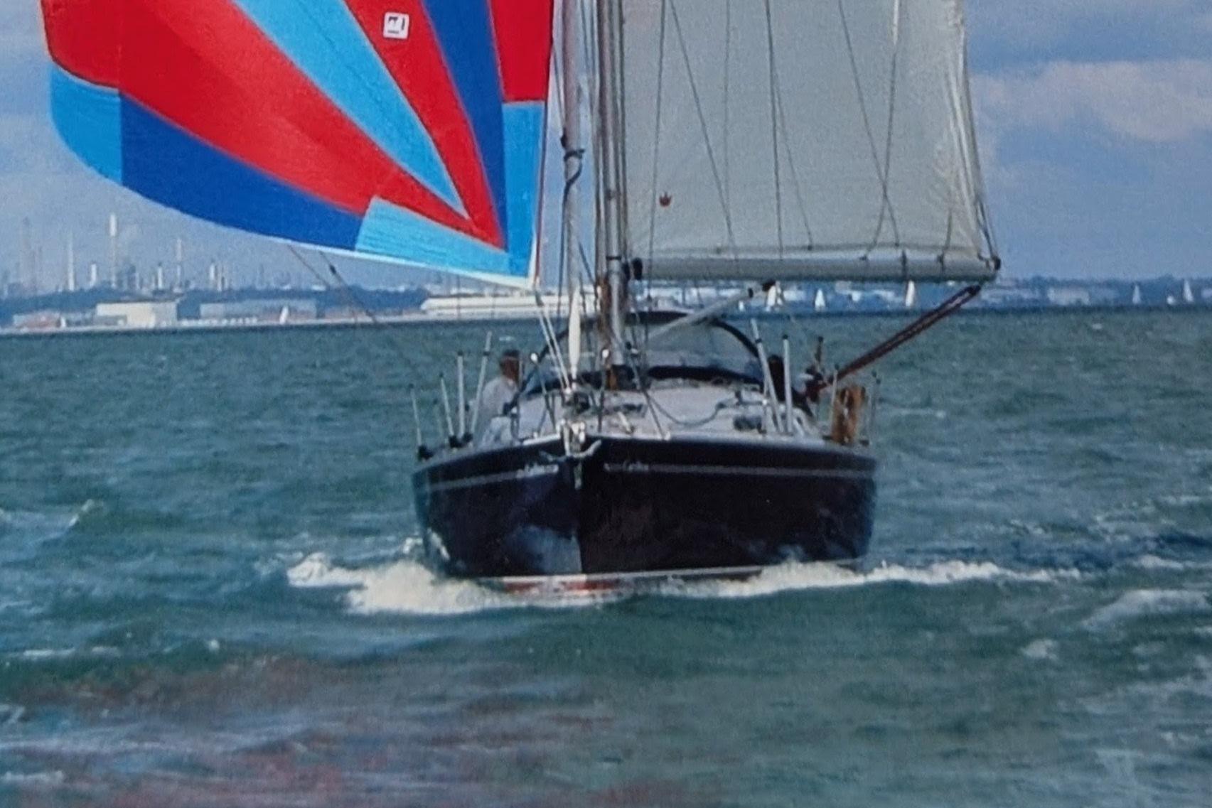 2001 Maxi 1100