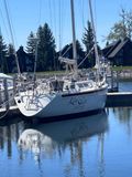 1981 Islander Peterson 40