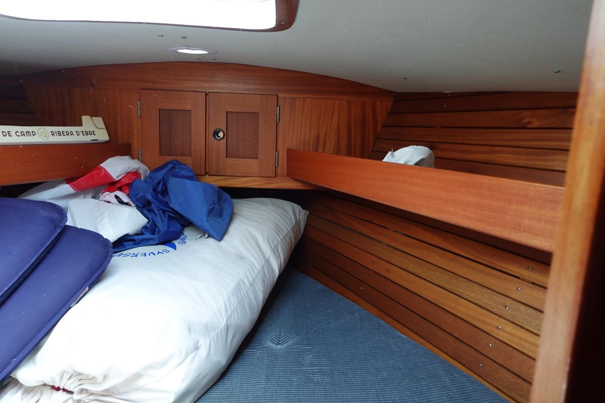1987 Hallberg-Rassy 352